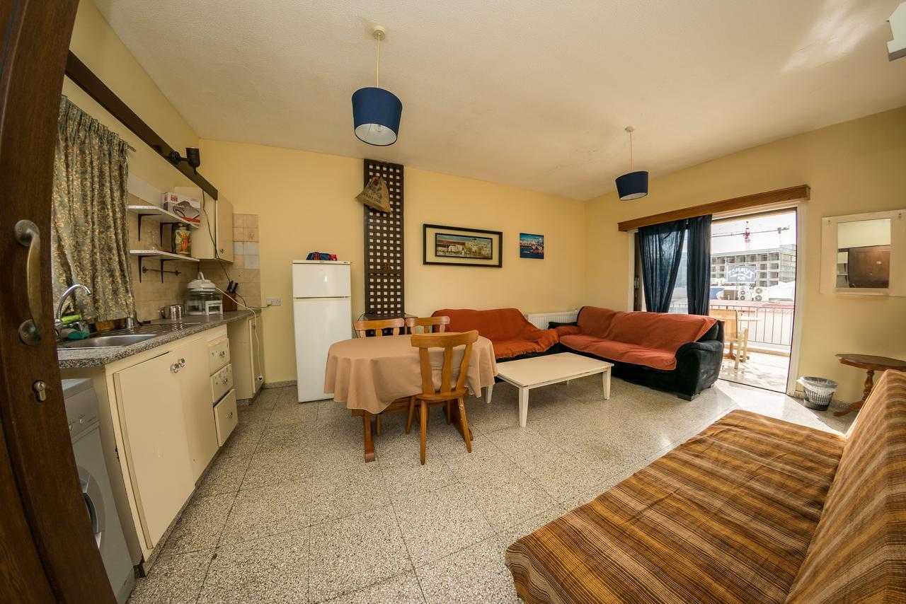 George Apartments Center Agia Napa Exterior foto